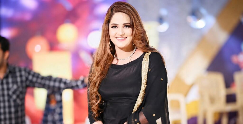 Mahi Farwa Khan (2)